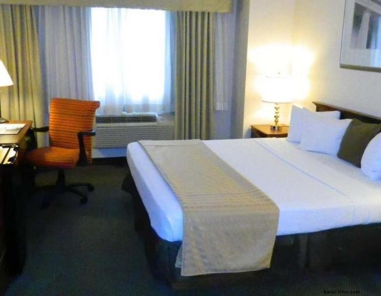 Capital Plaza Hotel – 3‑Star Comfort & Convenience in Frankfort, KY