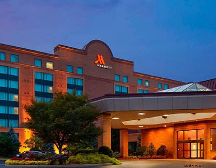Cincinnati Airport Marriott (Hebron) – Premium Comfort Near CVG