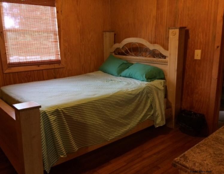 Cabin on the Ridge – Elegant Lake Cumberland Retreat