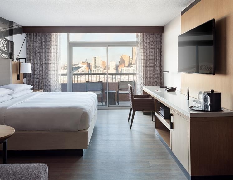 Cincinnati Marriott at RiverCenter – Luxury, Views, and Premier Meeting Space