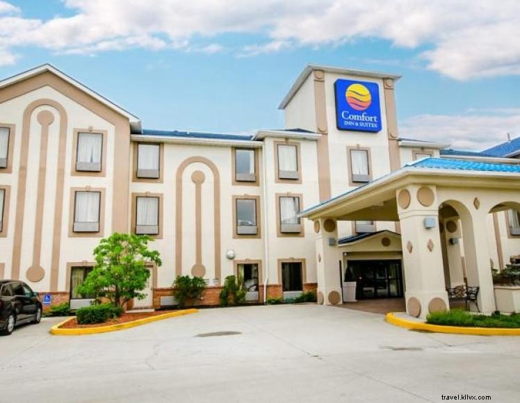 Comfort Inn & Suites – Luxury Stay in La Grange, KY