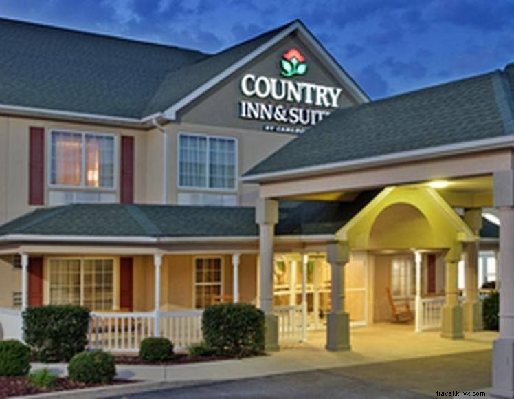 Country Inn & Suites Somerset – Comfortable Suites, Free Breakfast & Business Facilities