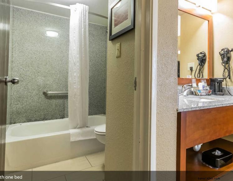 Comfort Inn & Suites in Lexington – Central Bluegrass Hospitality