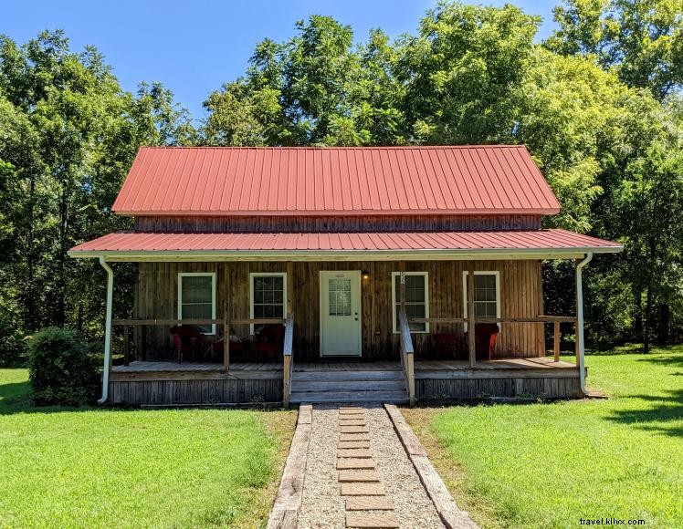 Cumberland River Cabin – Your Tranquil Escape in Jamestown, KY