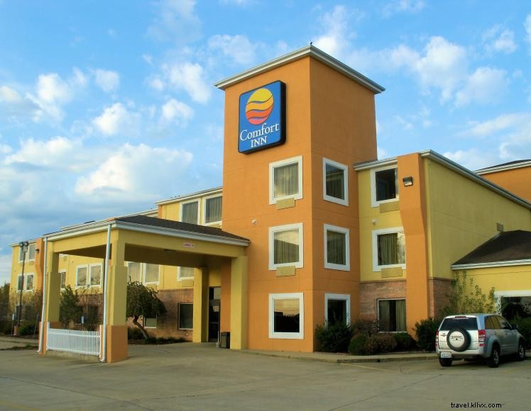 Comfort Inn & Suites – Somerset, KY: 54‑Unit Motel with Indoor Pool & Suite Rooms