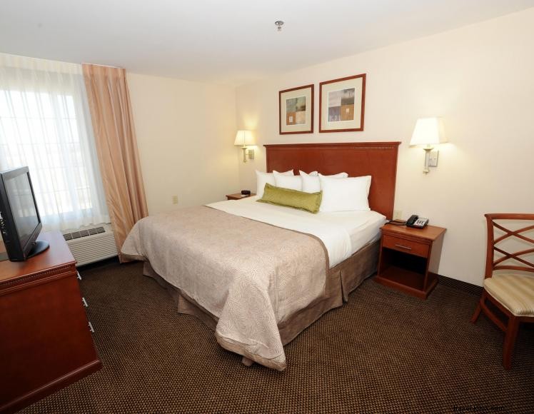 Candlewood Suites Radcliff – Comfortable Extended Stay Suites