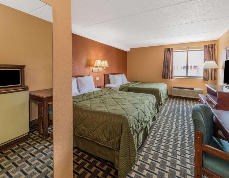Days Inn Hurstbourne – Comfortable & Affordable Hotel in Louisville