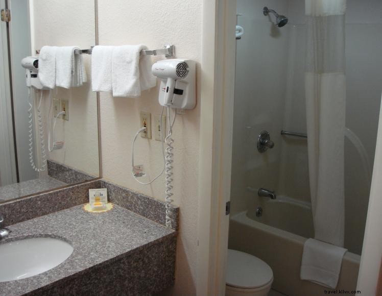 Days Inn Calvert City – Comfortable Stay Near Kentucky Lake & Recreational Attractions