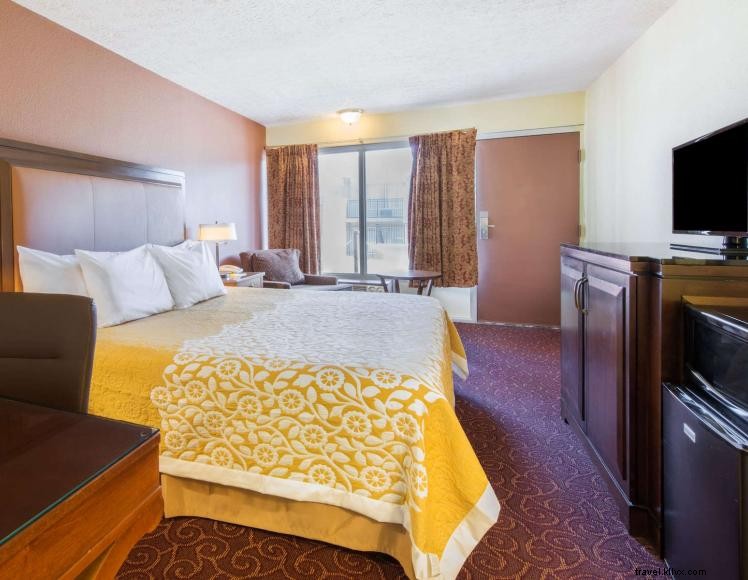 Days Inn Frankfort – Comfortable, Non‑Smoking Stay Near Kentucky’s Capital