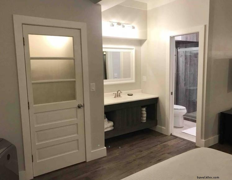 Modern Studio Apartment in Historic Downtown Whitesburg, KY