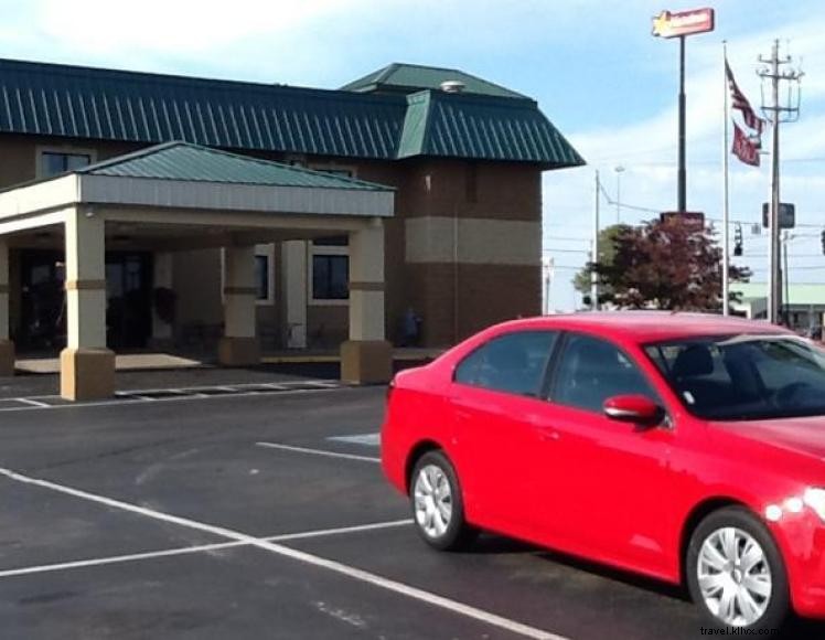 Days Inn Bowling Green – Comfortable Stay on I‑65