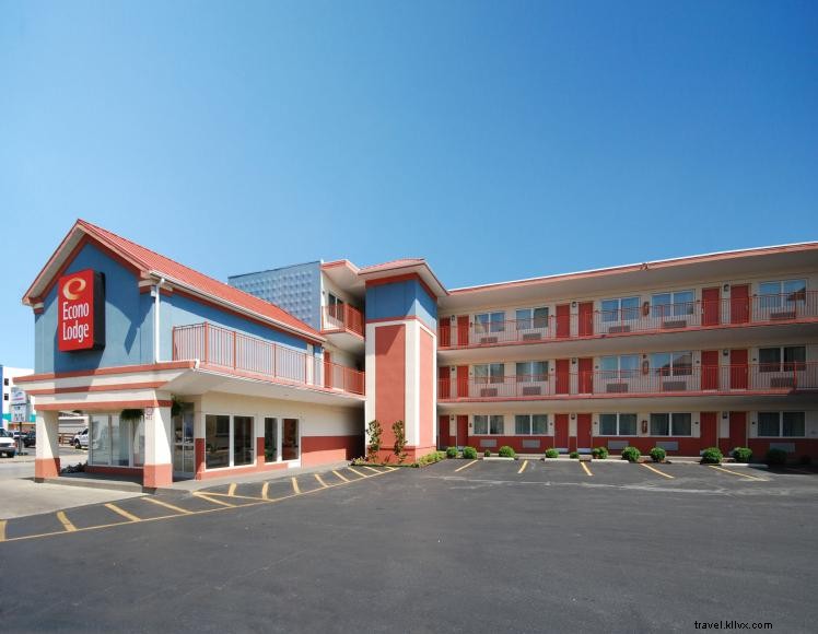 Econo Lodge Downtown – Affordable Comfort in Louisville’s Heart