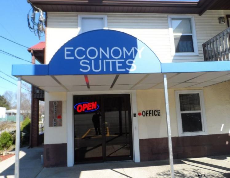 Economy Suites Motel – Comfortable Apartment‑Style Stays in Muldraugh, KY