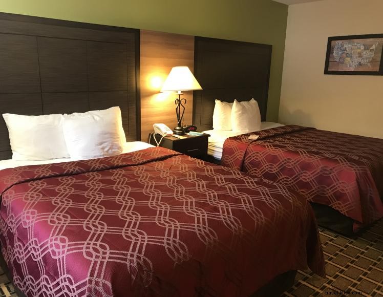 Econo Lodge Russellville – Affordable Comfort Near Lake Malone State Park
