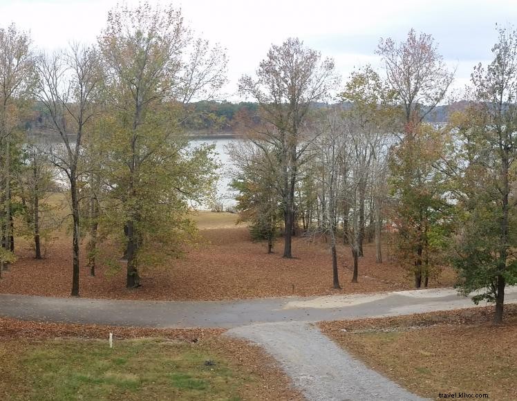 Emerald Isle Resort & Marina – Luxury Condos & Full‑Service Marina on Green River Lake