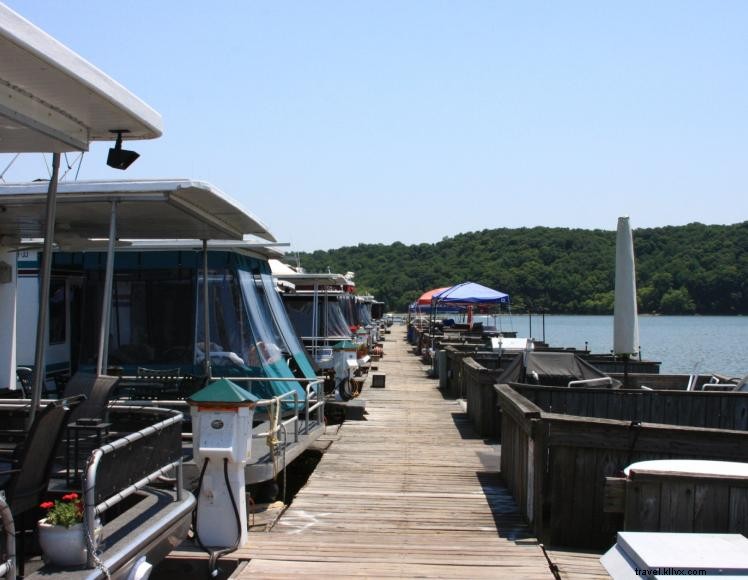 Emerald Isle Resort & Marina – Luxury Condos & Full‑Service Marina on Green River Lake