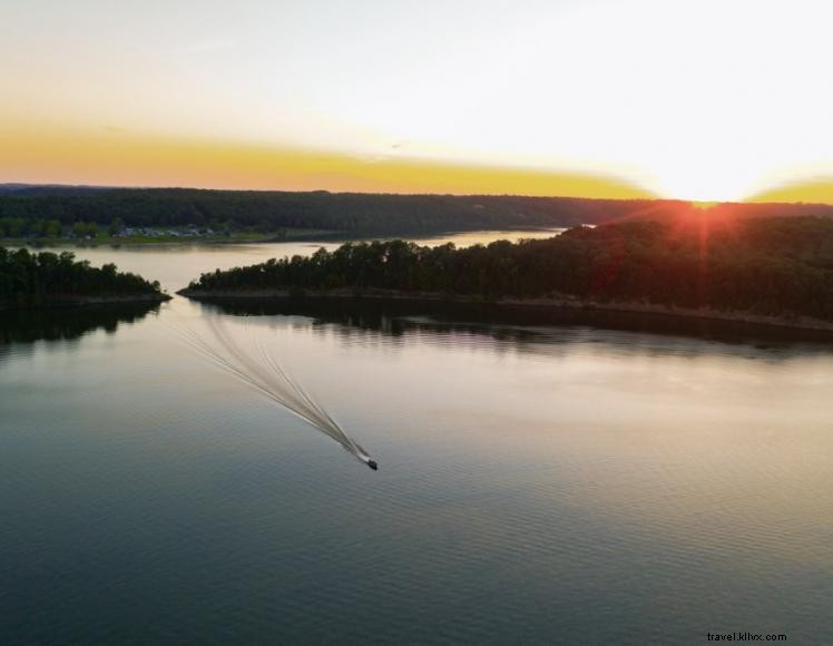 Emerald Isle Resort & Marina – Luxury Condos & Full‑Service Marina on Green River Lake