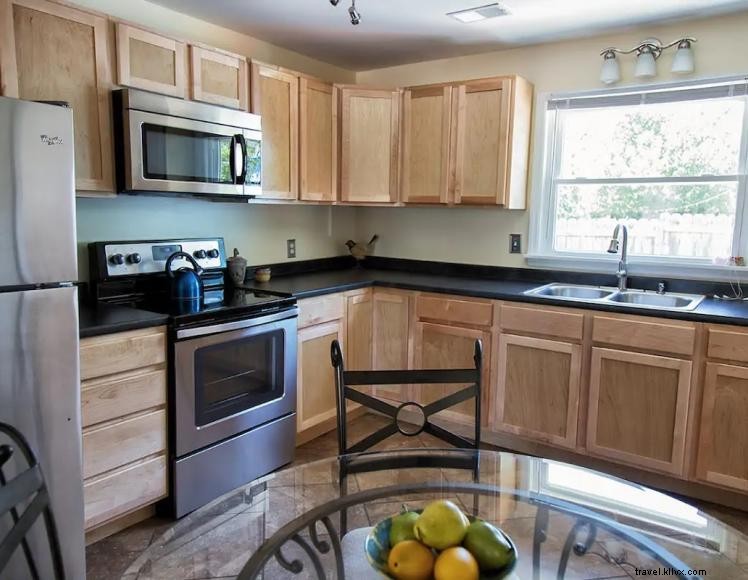 Cozy 3‑Bedroom Cottage on Forest Street – Near Berea College, Boone Tavern & Local Shops