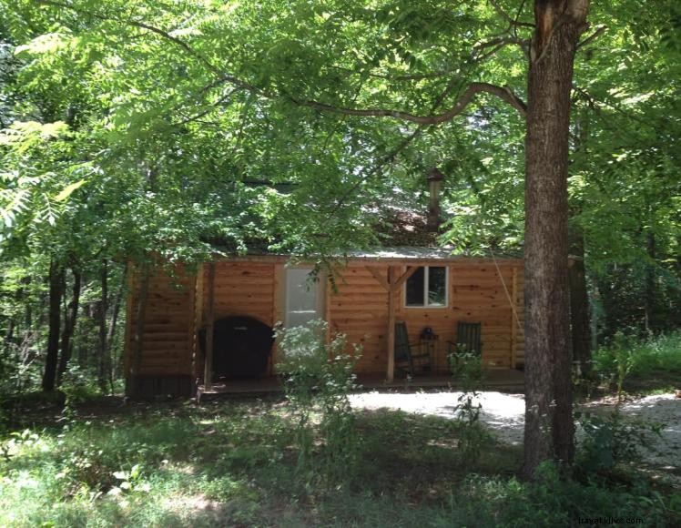Cozy 358‑sq‑ft Forest Cabin on Sinking Creek – Secluded Retreat in Daniel Boone National Forest