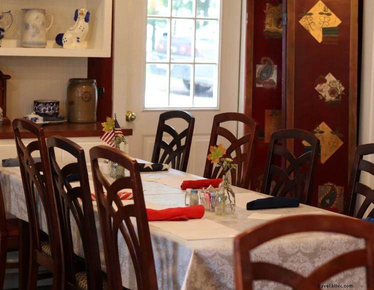 Federal Grove Bed & Breakfast – Charming Kentucky Southern Retreat