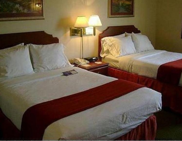 GuestHouse International Inn & Suites – Comfort & Convenience in Grayson, KY