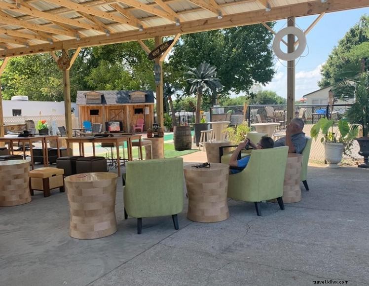 Green River Resort RV Park & Tucker’s Tiki Bar & Grill – Year‑Round Luxury by Green River Lake