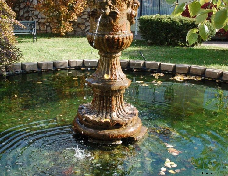 Golden Manor Inn & Suites – Comfort & Style in Muldraugh, KY