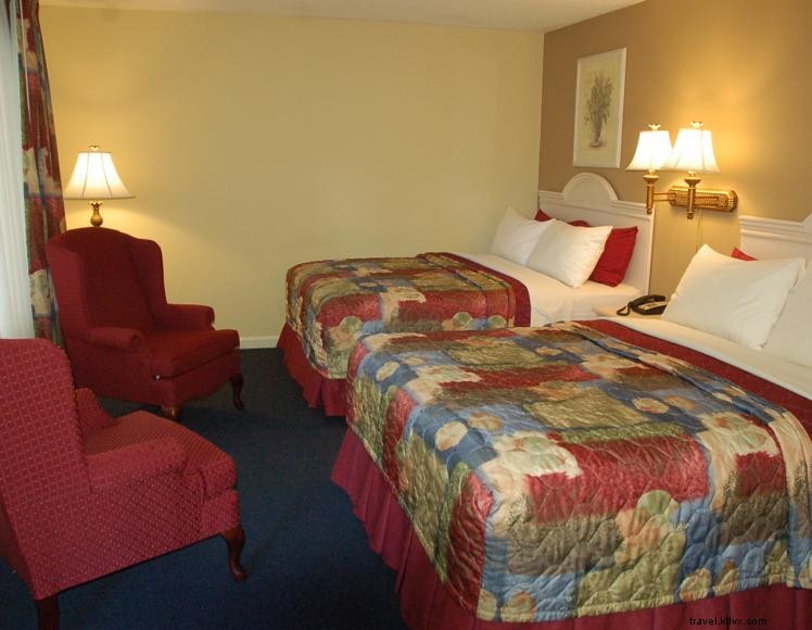 Golden Manor Inn & Suites – Comfort & Style in Muldraugh, KY