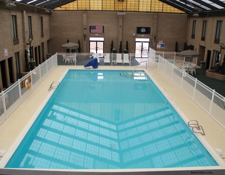 Gold Vault Inn – Premium Hotel & Conference Center in Radcliff, KY