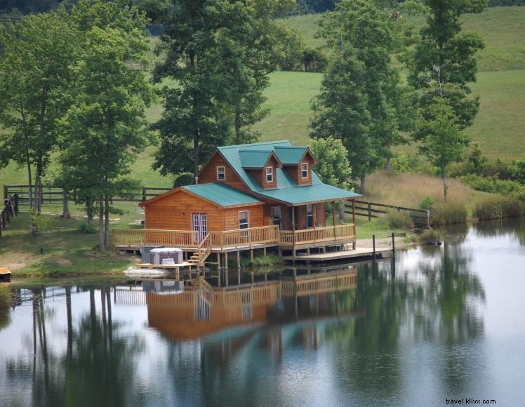 Green Pastures Getaway: Secluded Cabin Retreat in Daniel Boone National Forest