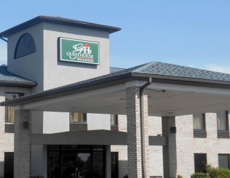 Guest House Inn & Suites – Family-Friendly Lexington Hotel with Heated Pool