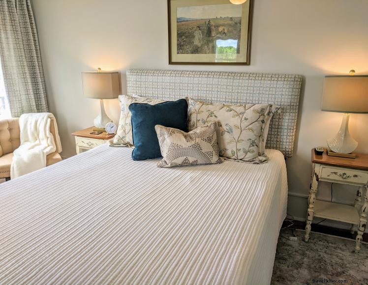 Gran s Place: Historic Family Farmhouse Retreat on 13 Acres Near Lake Cumberland