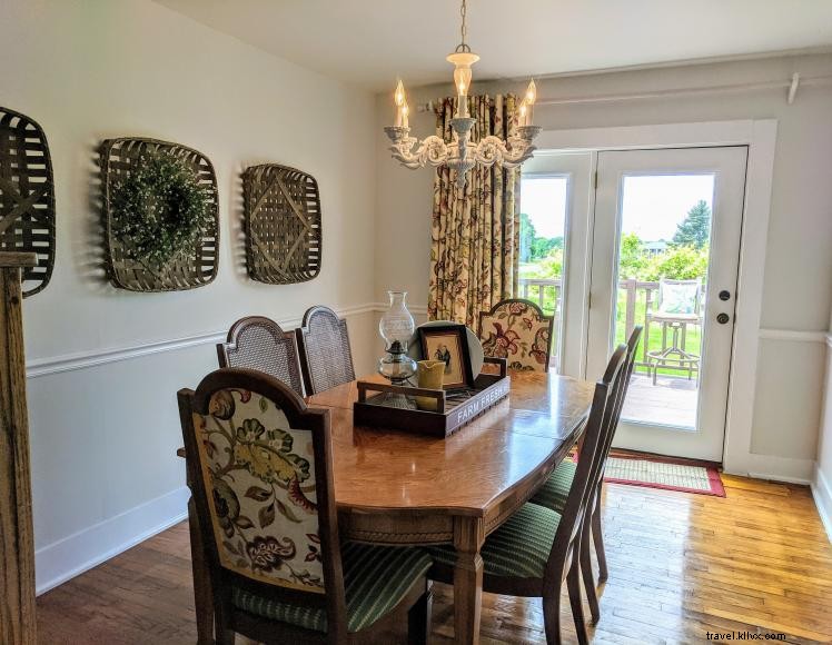 Gran s Place: Historic Family Farmhouse Retreat on 13 Acres Near Lake Cumberland