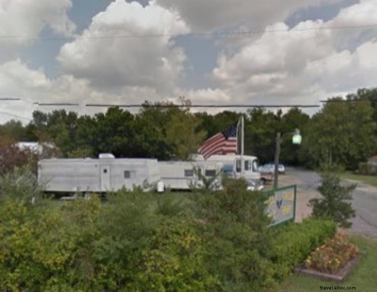 Holly Green RV Park – Affordable, Convenient Camping in Murray, KY