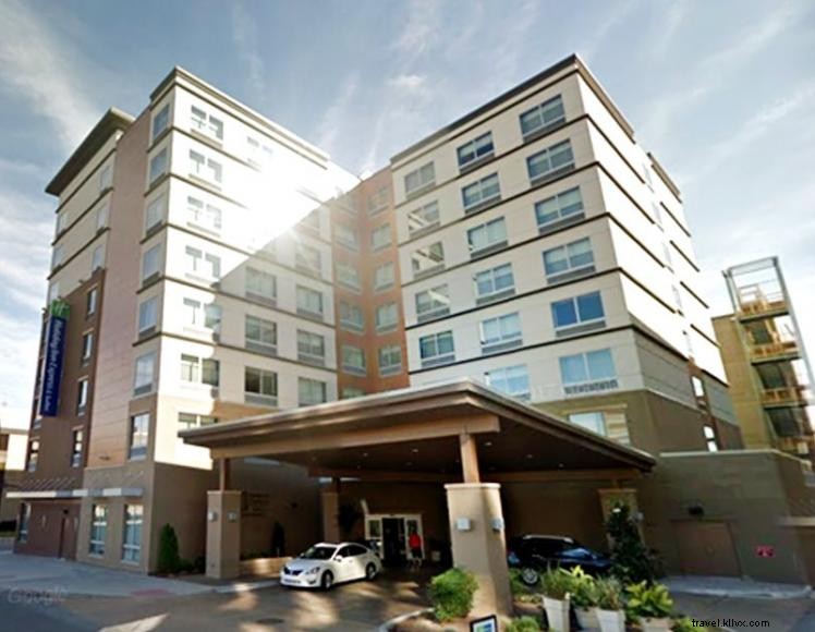 Holiday Inn Express & Suites Louisville Downtown – Modern Comfort & Prime Location