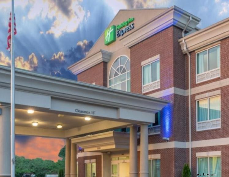 Holiday Inn Express Frankfort – Modern Comfort Near the Kentucky State Capitol