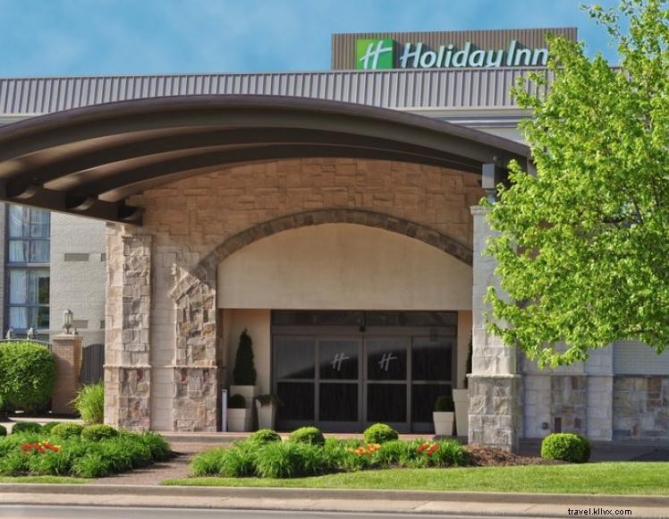 Holiday Inn® Cincinnati – Riverfront: Business & Leisure in Covington