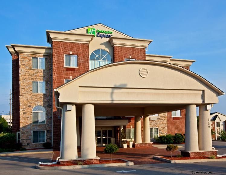 Holiday Inn Express Lexington – Convenient Downtown Stay