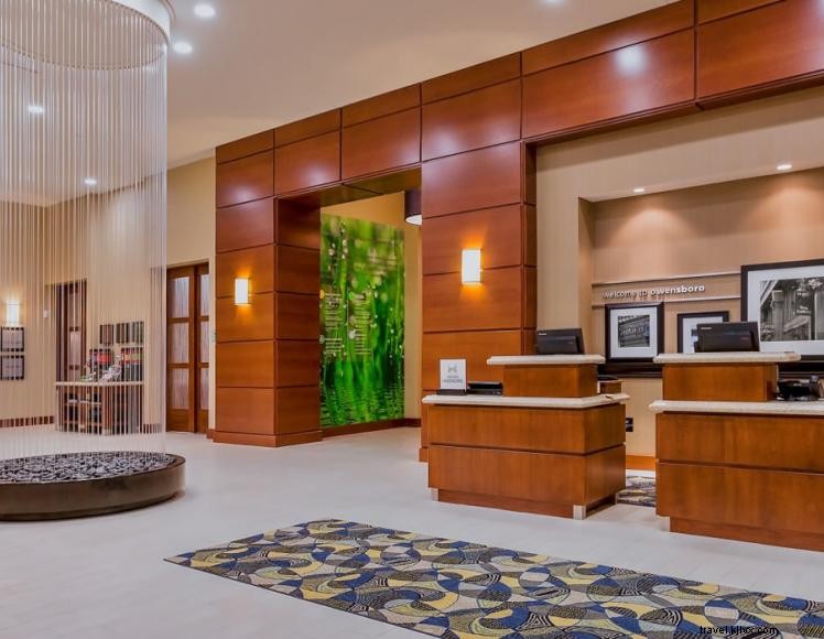 Hampton Inn & Suites Owensboro Downtown Waterfront – Riverfront Luxury & Sustainable Hospitality