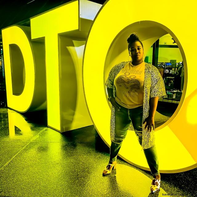 Curate Your Ideal Outfits for Orlando: Fashion Tips from a Top Influencer