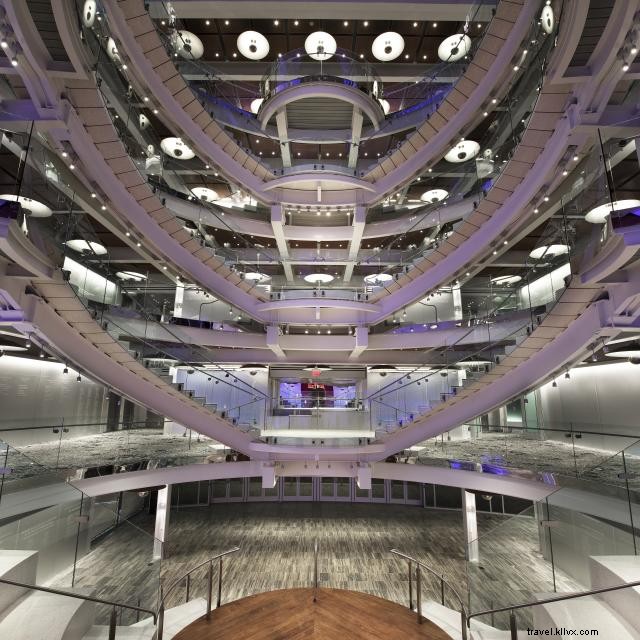 Orlando’s Spring Art Scene: Vibrant Exhibits & Events Await