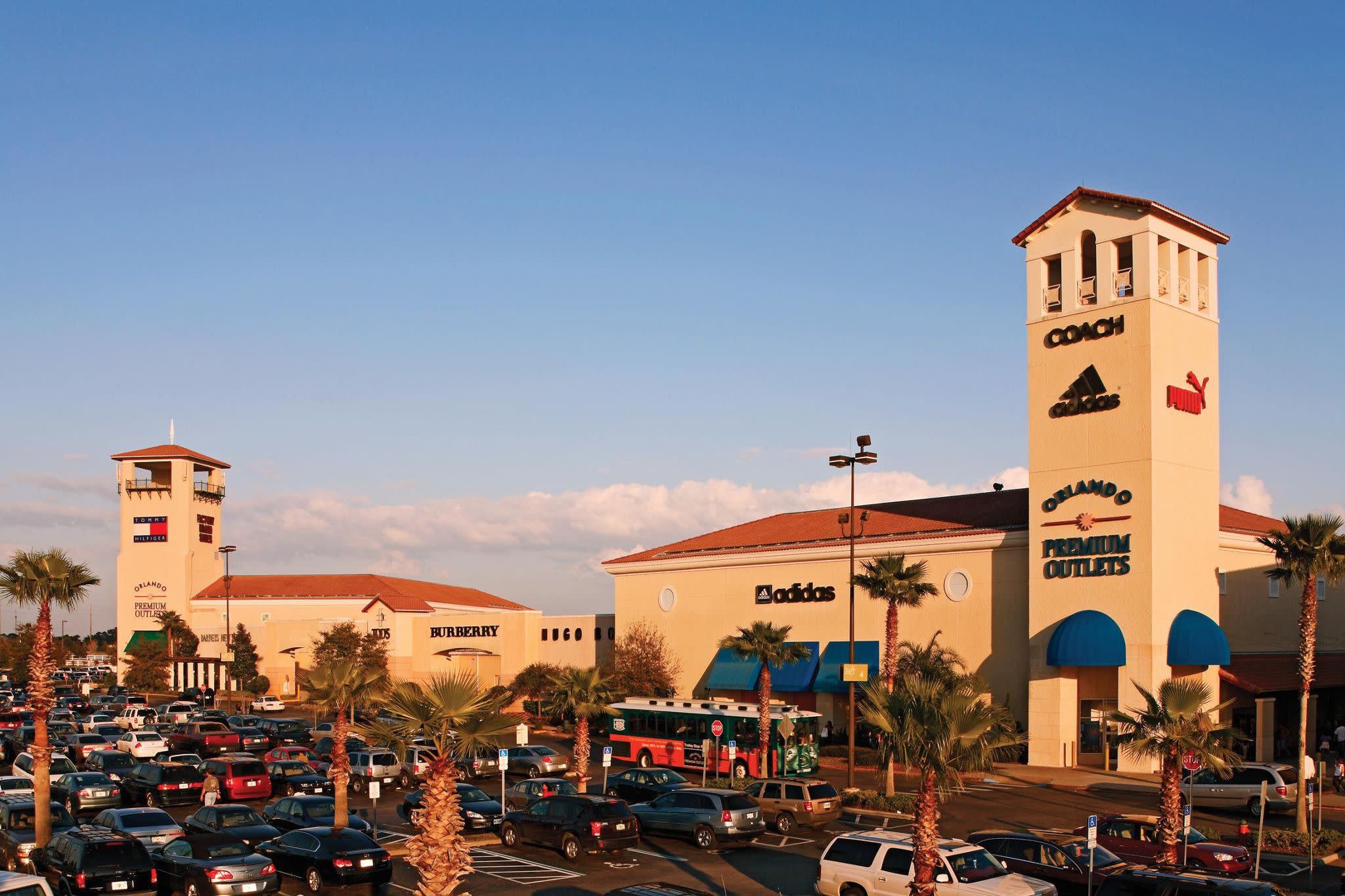 Fall Shopping Guide: Luxury, Deals, and Events in Orlando