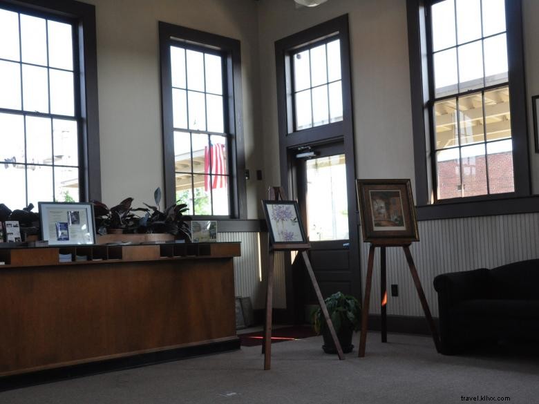 Cedartown Welcome Center: A Historic Depot Museum