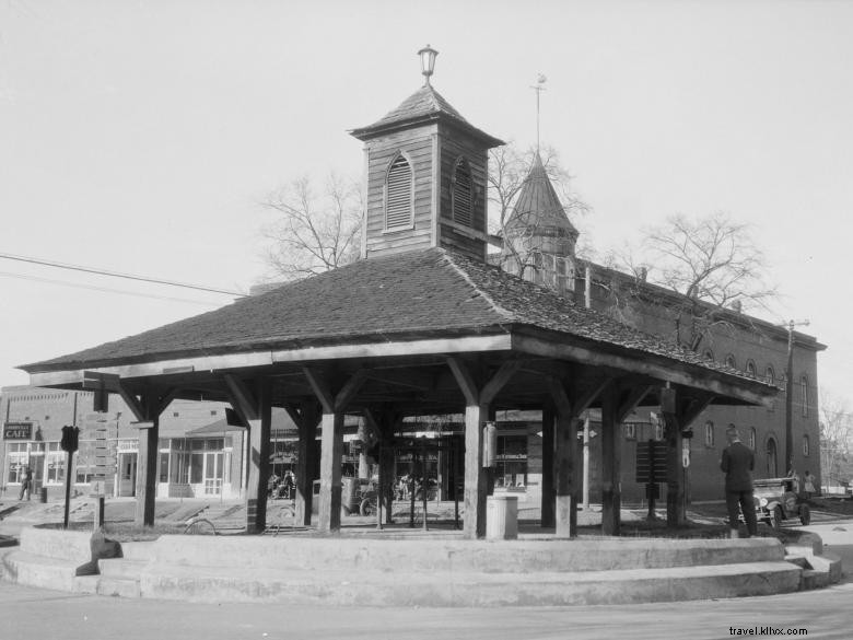 Old Market House: Louisville’s Historic Marketplace and Its Complex Legacy