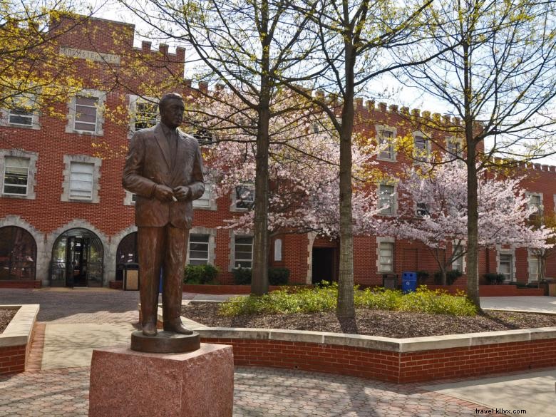 Explore Atlanta’s Vibrant Airport District: Hotels, History, and Culture