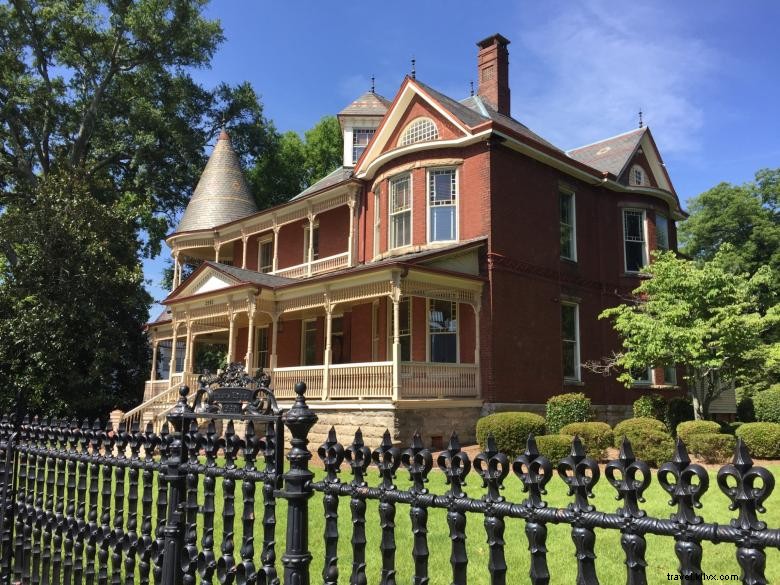 Explore Atlanta’s Vibrant Airport District: Hotels, History, and Culture