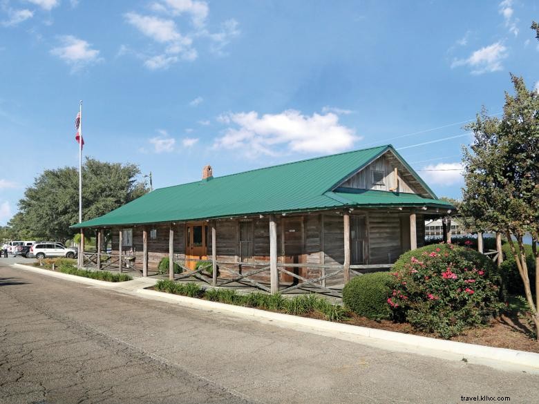 Discover Metter’s Historic Welcome Center & Lakefront Experience