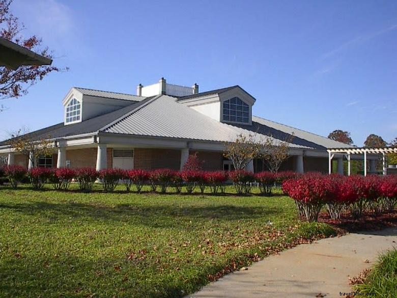 Lavonia Georgia Visitor Information Center – Your Gateway to the Northeast Georgia Mountains