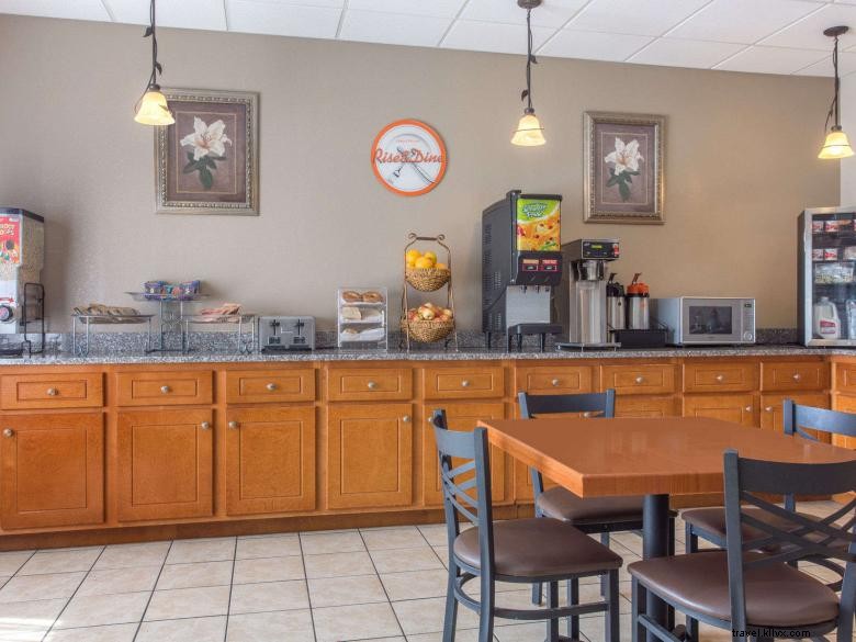 Rodeway Inn Augusta – Comfortable, Affordable Stays