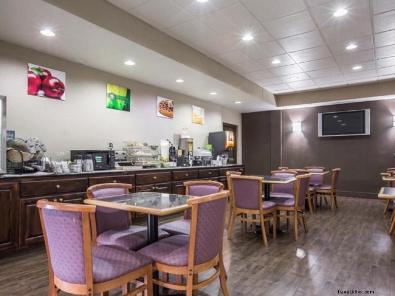 Quality Inn Union City – Comfortable, Convenient & Affordable Stays